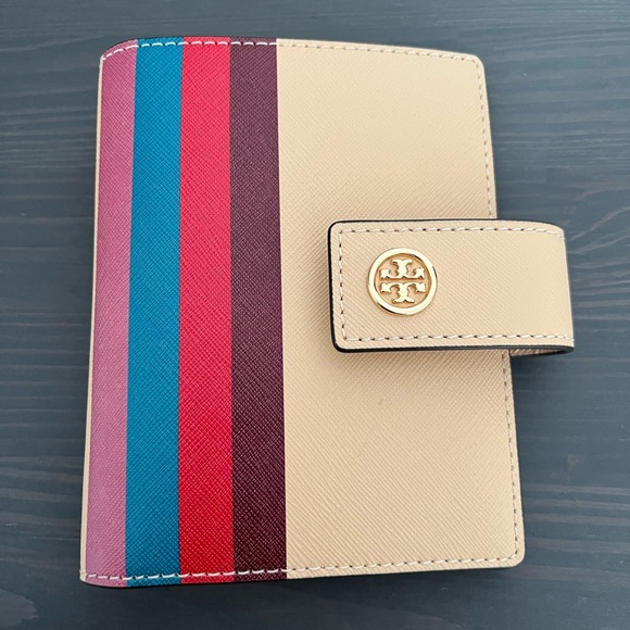 Tory Burch Handbags - Brand new Tory Burch wallet